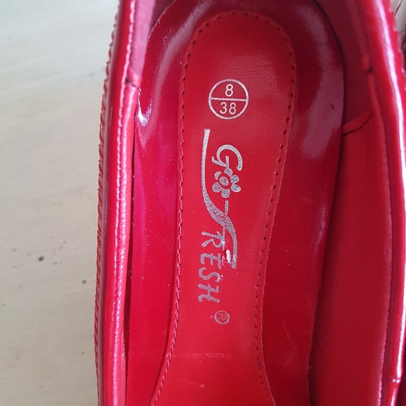 🌟Vintage🌟Red Beautiful Shoes - Picture 7 of 7